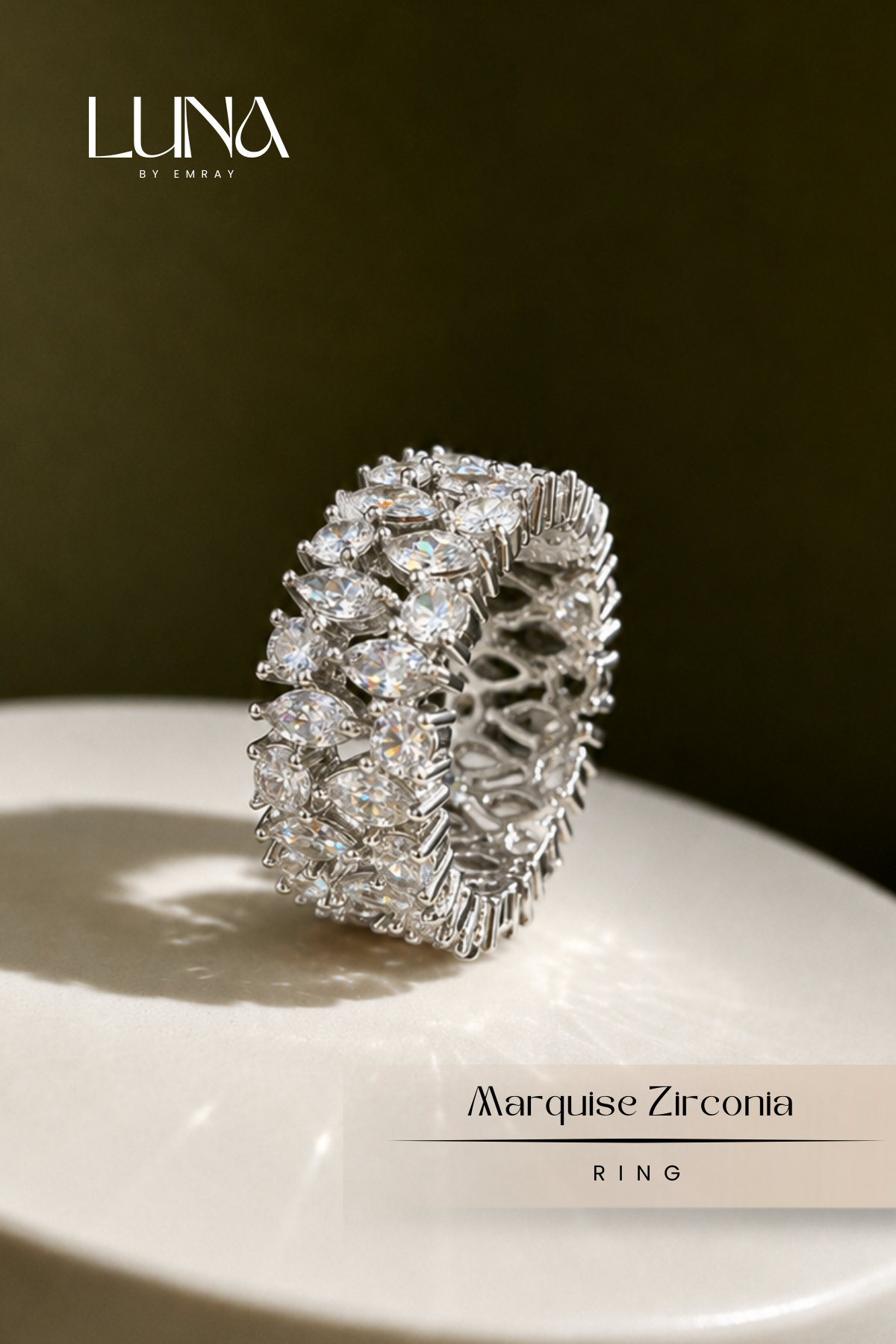 Luna: Marquise Zirconia Ring