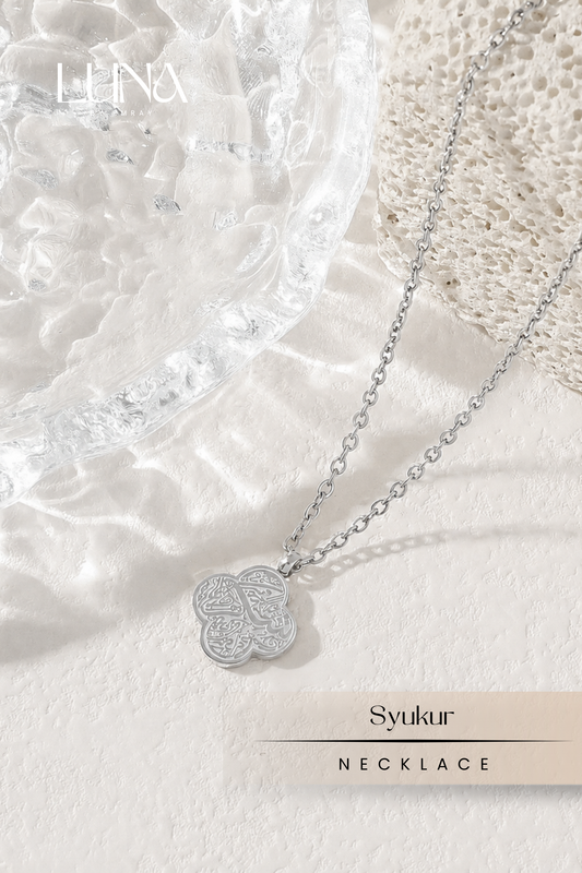 Luna: Syukur Clover Necklace