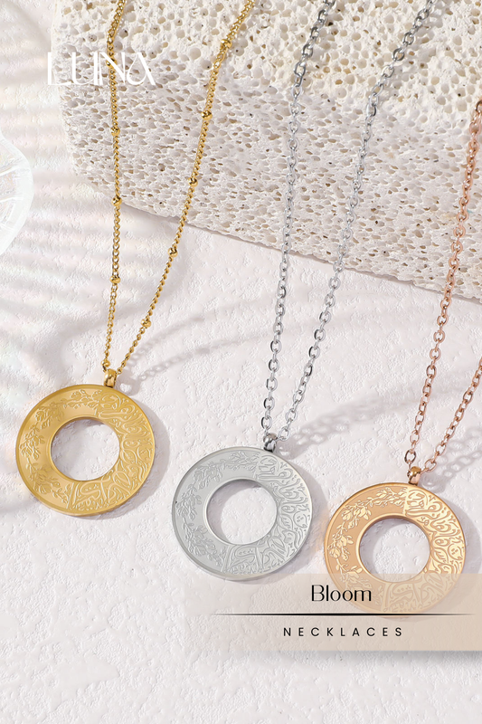 Luna: Bloom Necklace