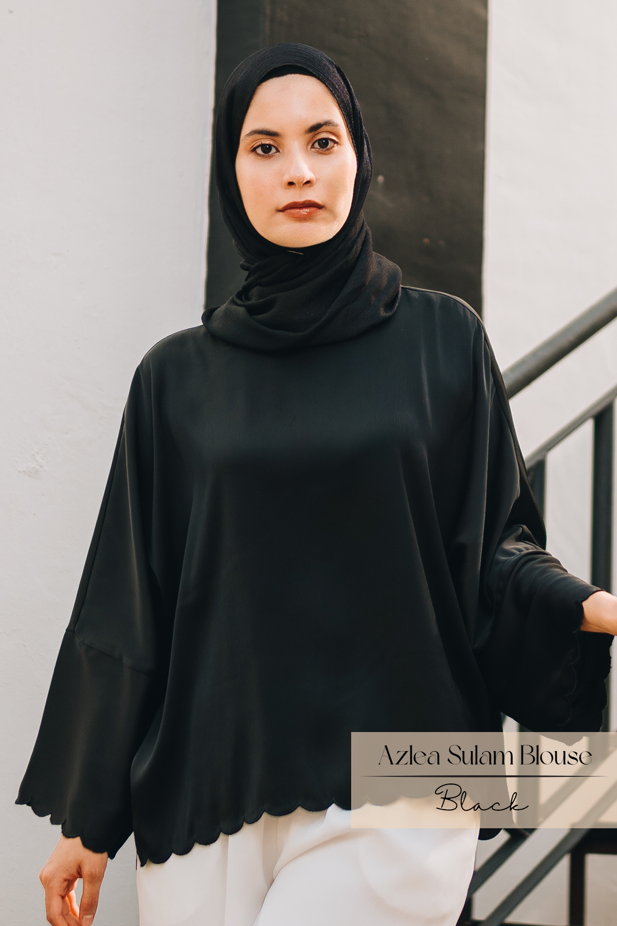 Azlea Sulam Blouse: Black