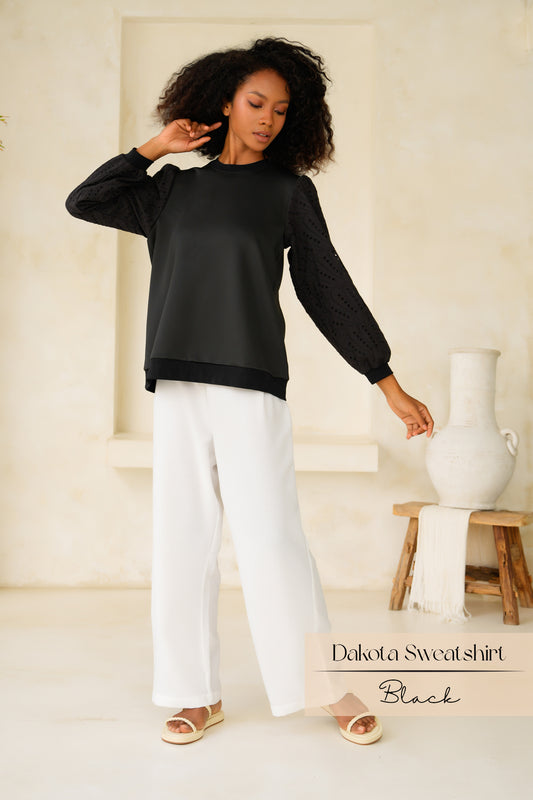 Dakota Sweatshirt: Black