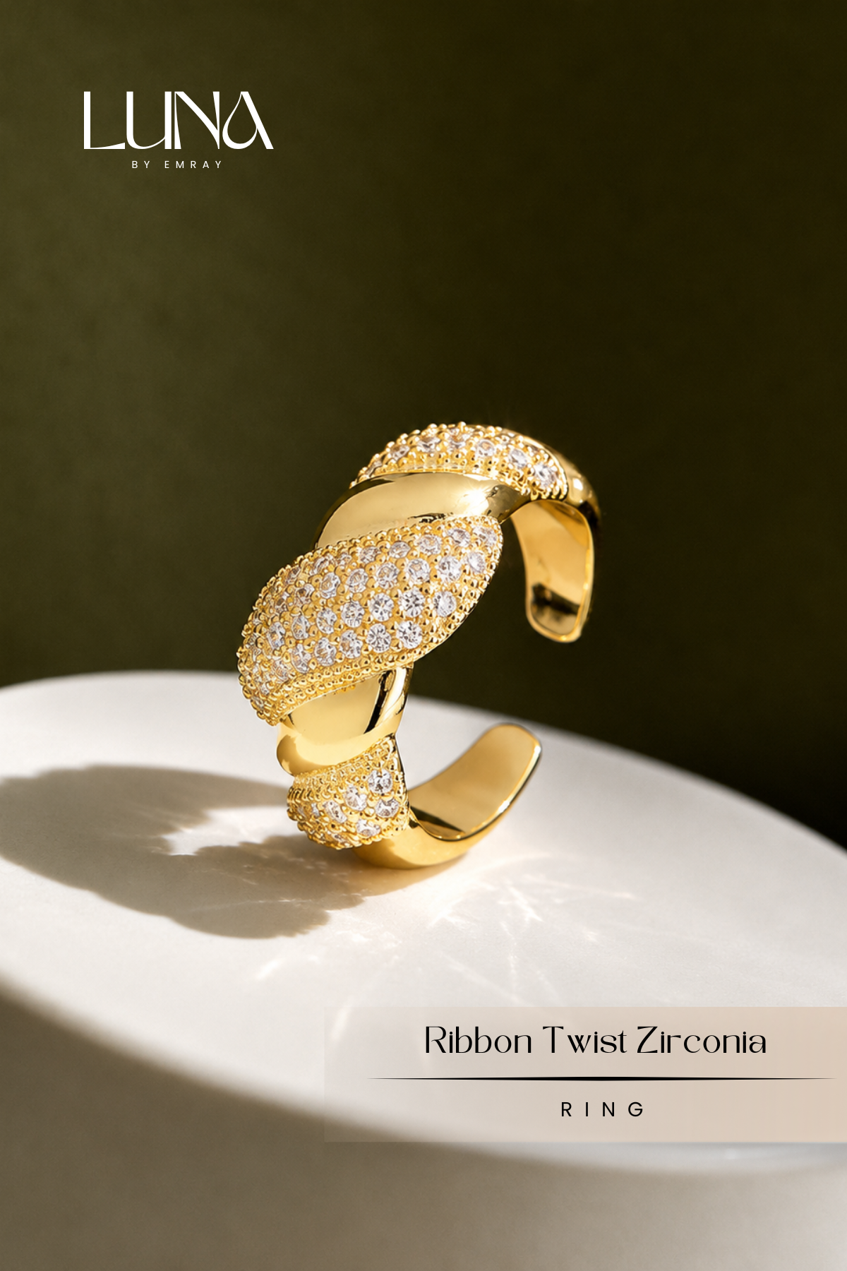 Luna: Ribbon Twist Ring