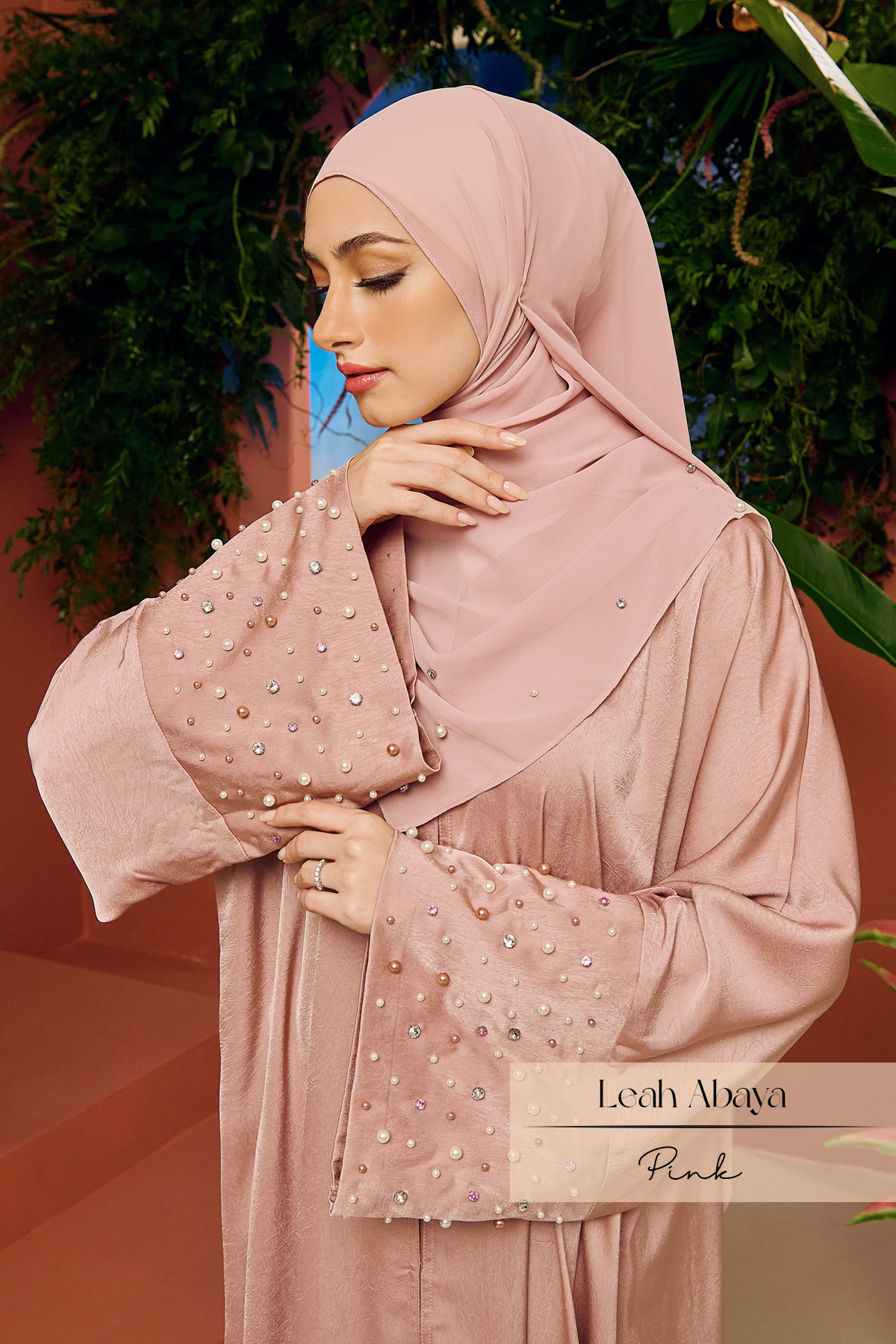 Leah Abaya: Pink