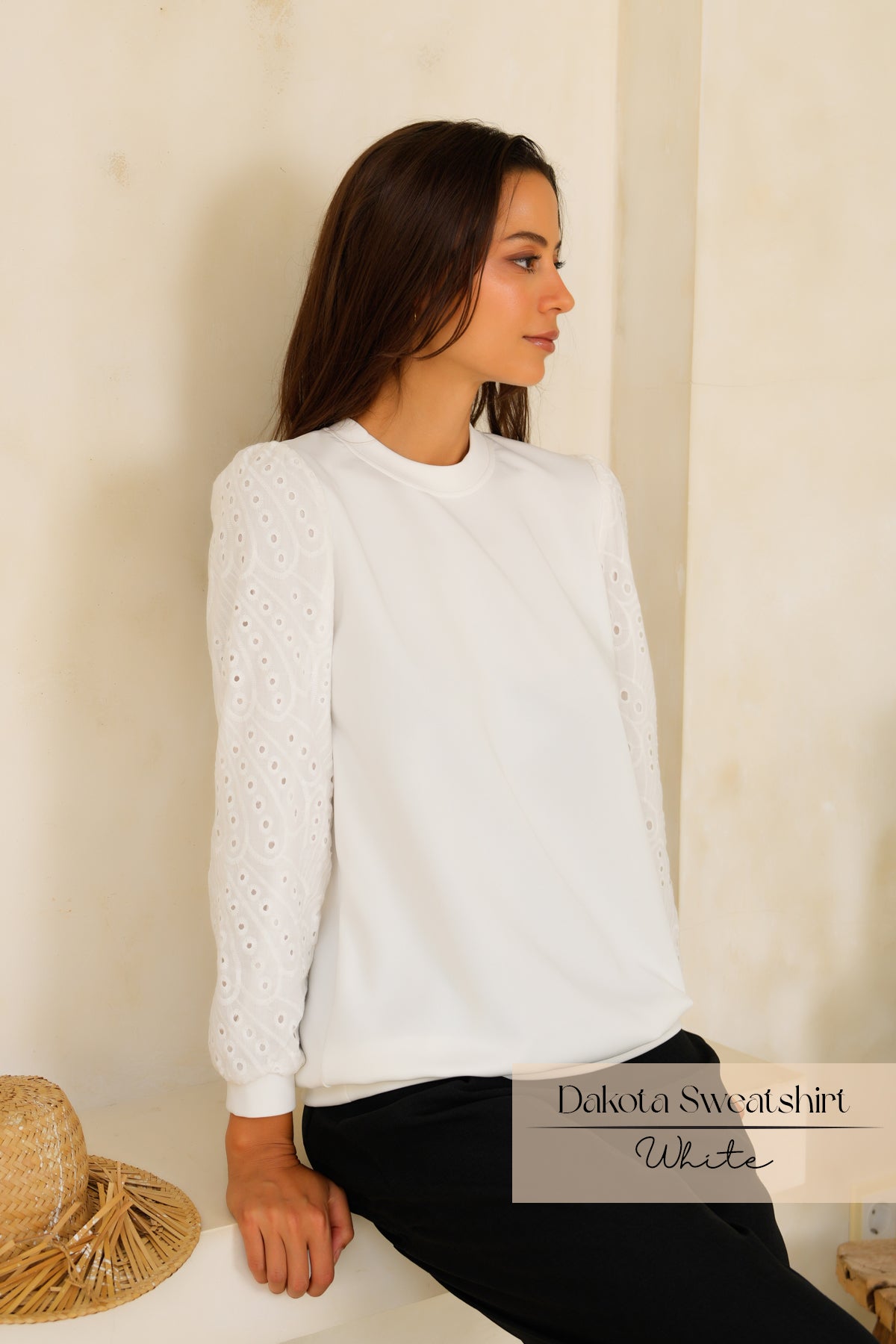 Dakota Sweatshirt: White